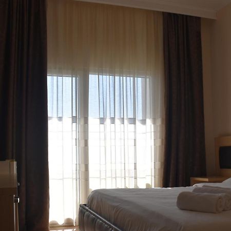 Hotel Vivas Durrës Zewnętrze zdjęcie